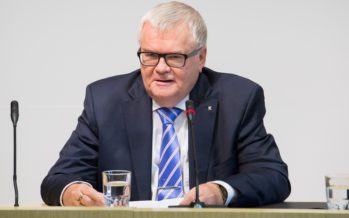Viron keskustapuolue päätti maksaa Edgar Savisaaren puolesta Tallinnan kaupungille lähes 117.000 euroa